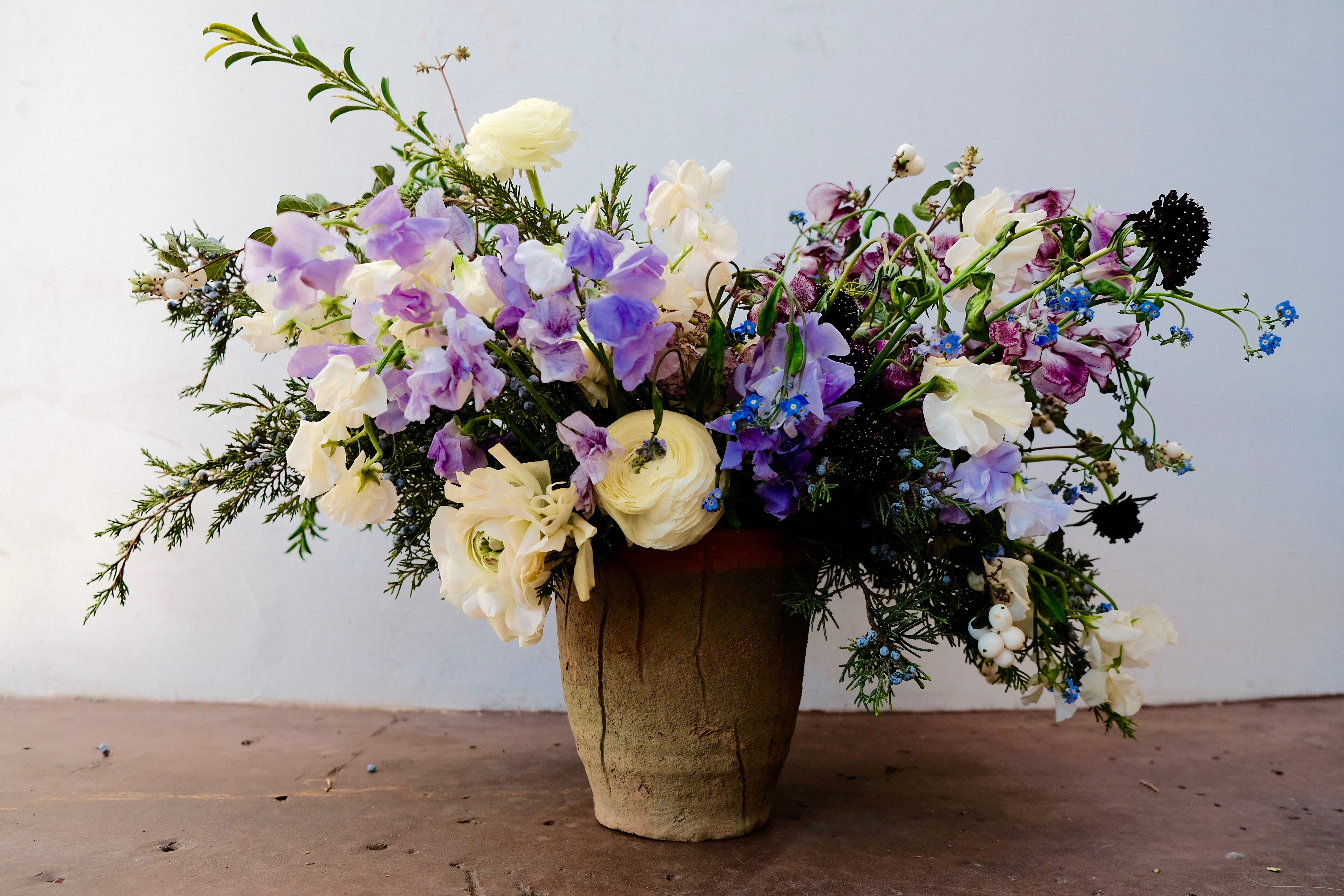 purple sweet pea arrangement